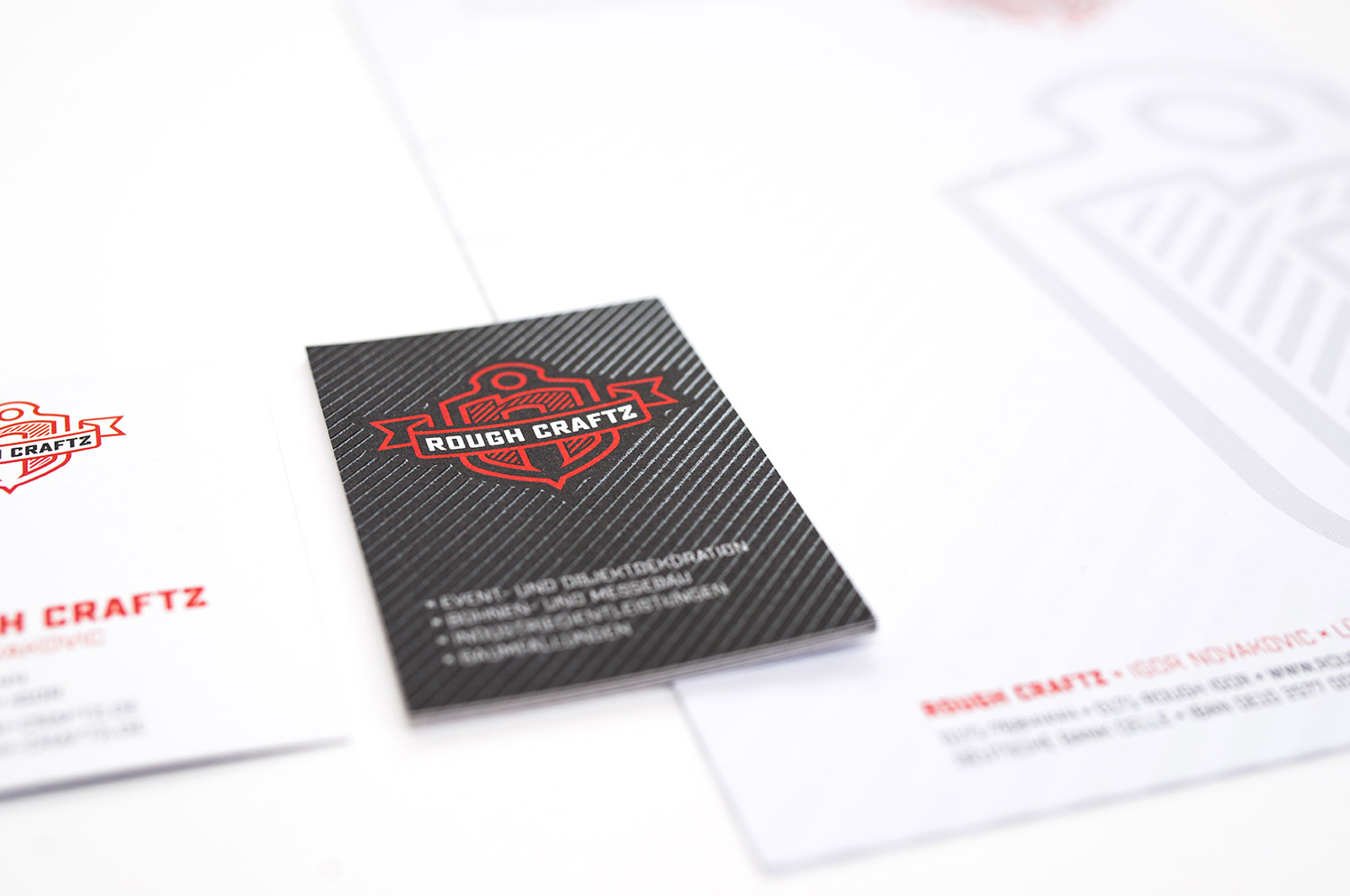 Entwicklung eines Corporate-Designs für Rough-Craftz