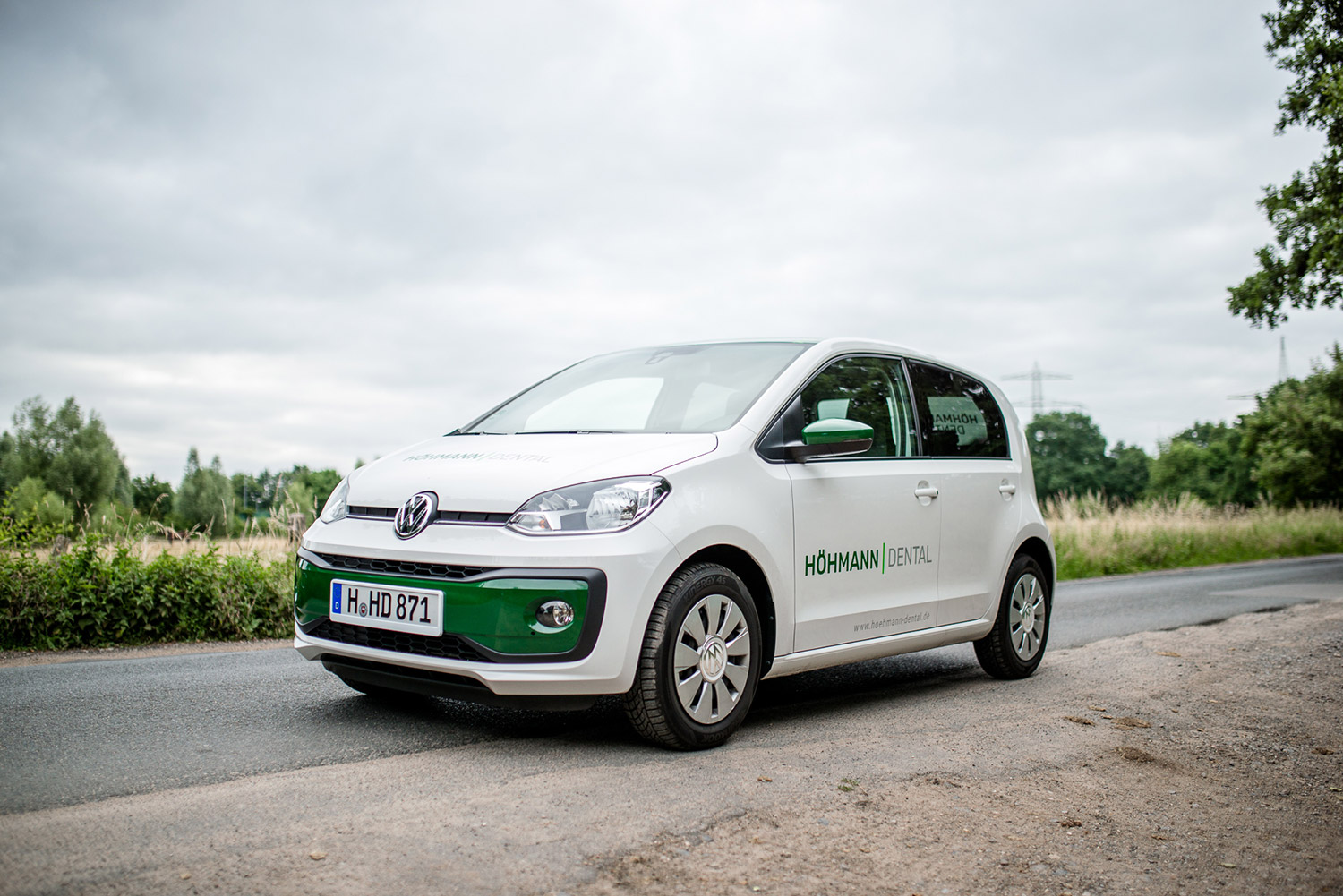 Fahrzeugfolierung für Höhmann Dental